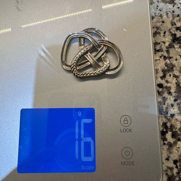 Vintage Tiffany & Co. Sterling Silver Love Knot Brooch – Mid-Century 1960s/70s - Picture 4 of 6